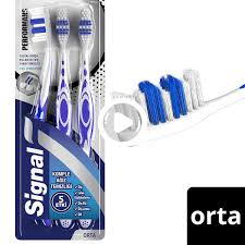 Signal Diş Fırçası Performans 2+1